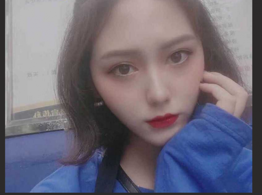 江西宜春学院极品女神冯萧娜 被男友约到酒店联络感情 把丝袜塞到小姐姐嘴里暴力插入 光听声音就已经射了