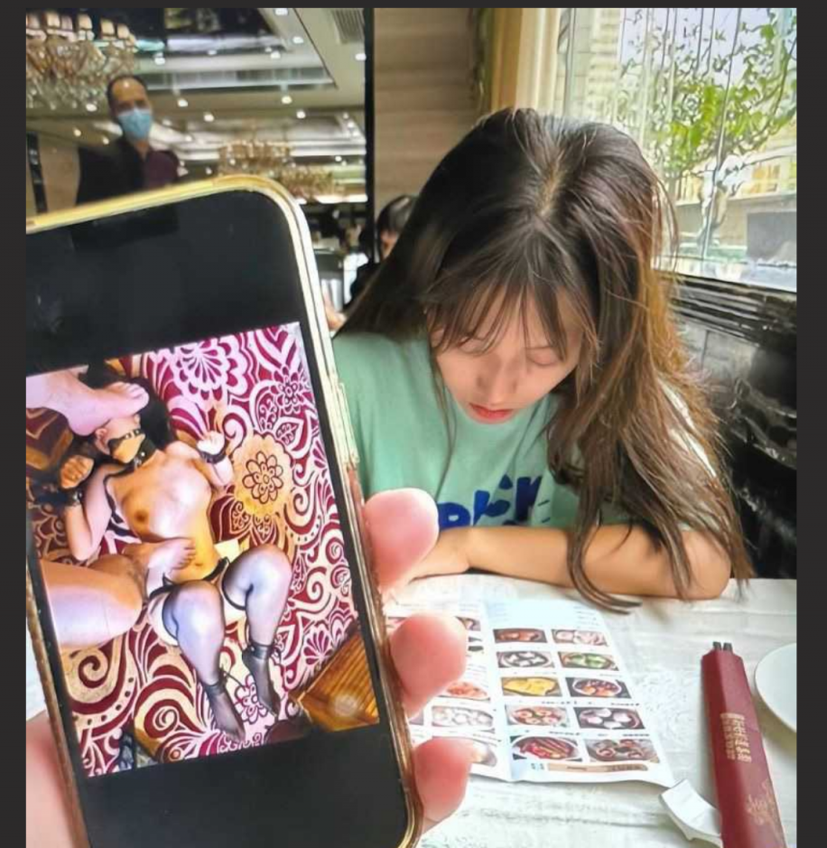 江苏大学艺术学院 孙怡 巨乳学妹下海送逼捞金 为了3k块出轨男友给金主疯狂调教赚钱！