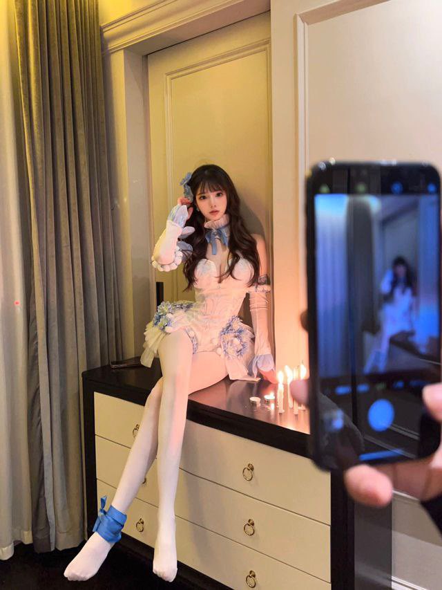 ✨可爱反差小母狗✨白白嫩嫩的萝莉同学老师眼中乖乖女小学霸，白丝JK双马尾小母狗，双马尾是最好的方向盘