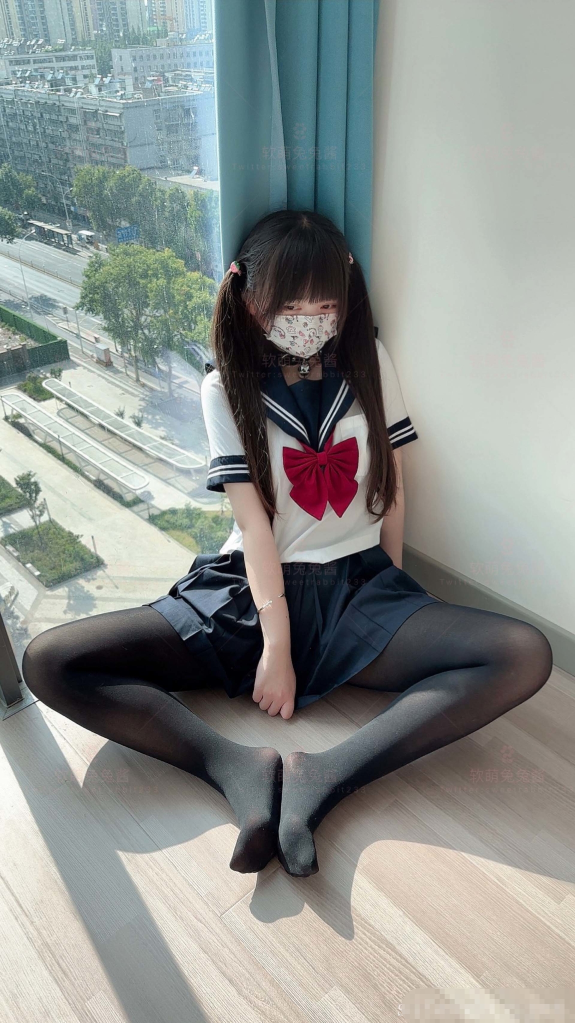 ❤️淫荡小母狗❤️“你骚逼里水好多好热夹得好紧”女神为何带上项圈狗链？好想也有一直狗狗拴著 嗲声嗲气