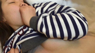 ✨极品美熟女✨骚妇发骚了，被人抠逼扣爽后，迫不及待想要被艹，一顿大战后才满足！