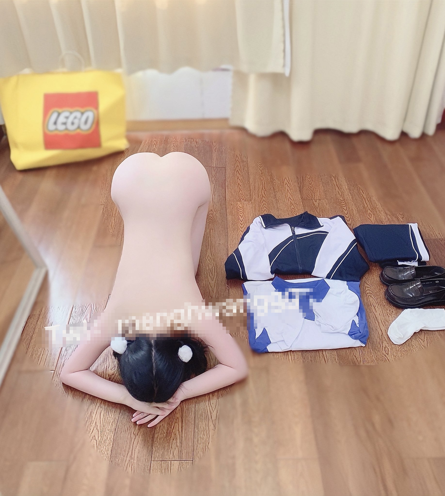 考研妹妹第一人称视角白皙透粉 做的时候她会还自己按摩阴蒂 下面粉嫩嫩的 无套的感觉非常紧致 超敏感