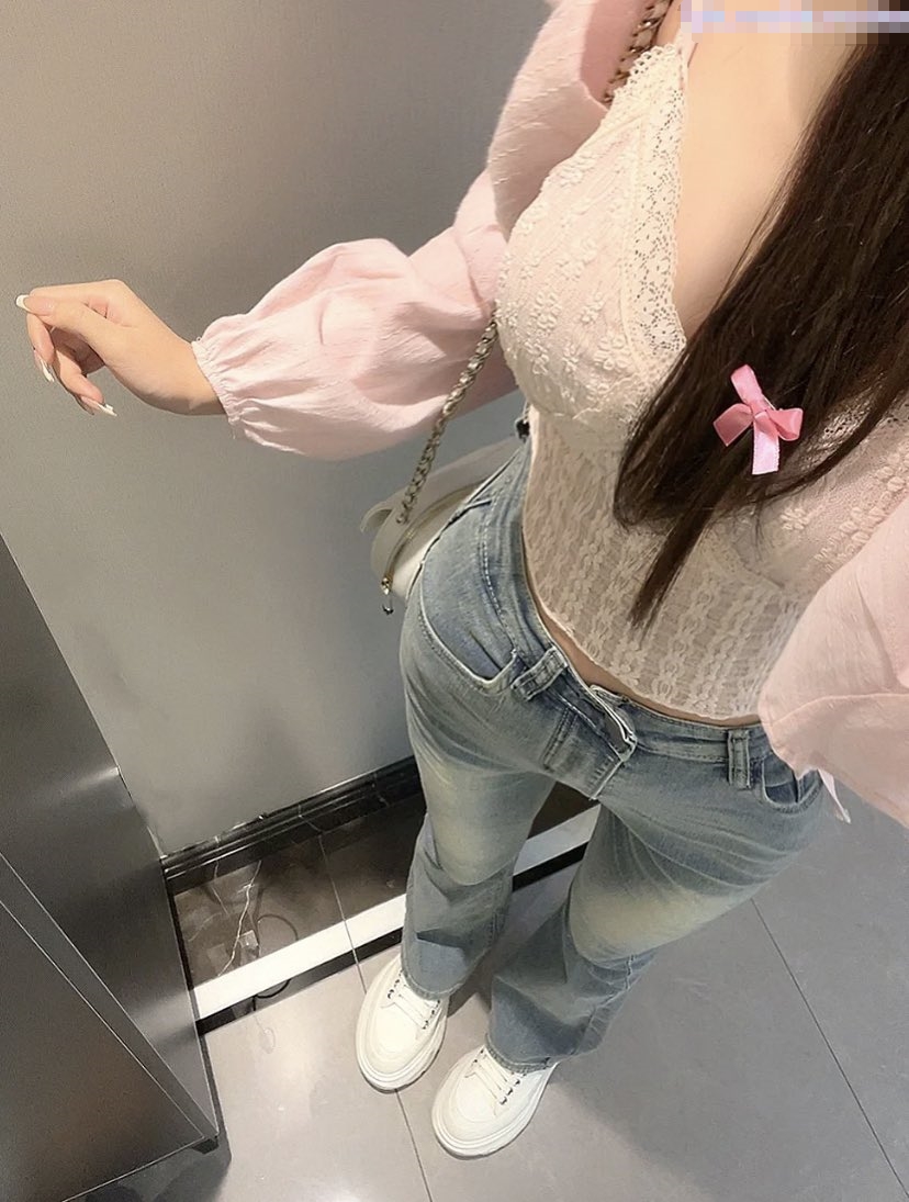 高颜值黑丝女秘书在办公室偷情 叫太大声差点被发现 性感白虎小嫩穴简直不要太舒服 颜值党福利