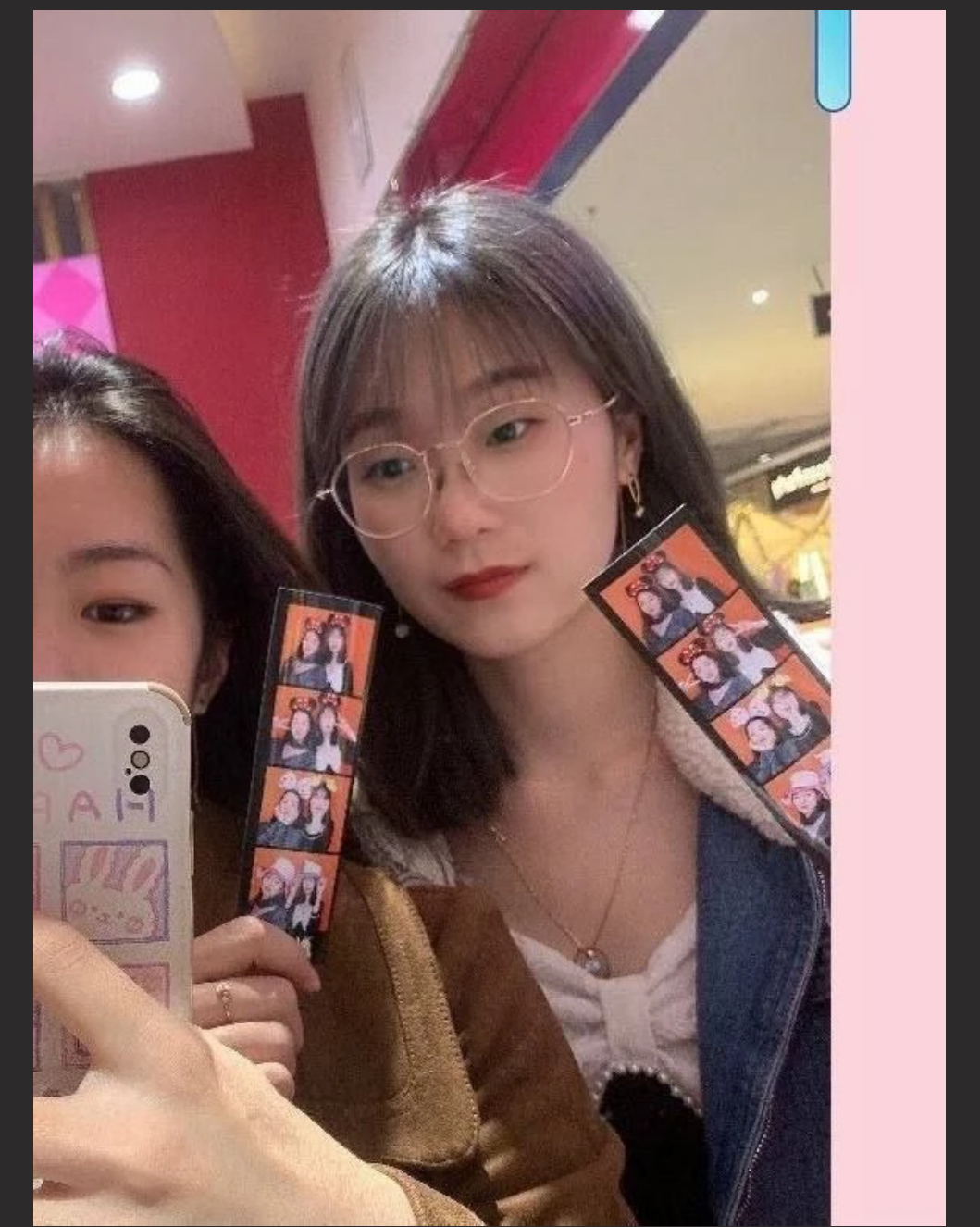 东北三骚之哈尔滨医科大学极品眼镜妹口交合集  喜欢吃鸡巴，丝袜足交，口爆 3p 样样精通