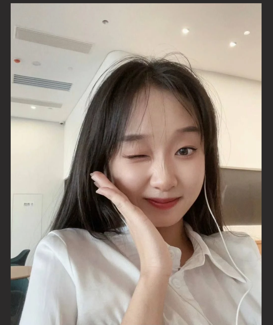 东北三骚之哈尔滨医科大学极品眼镜妹口交合集  喜欢吃鸡巴，丝袜足交，口爆 3p 样样精通