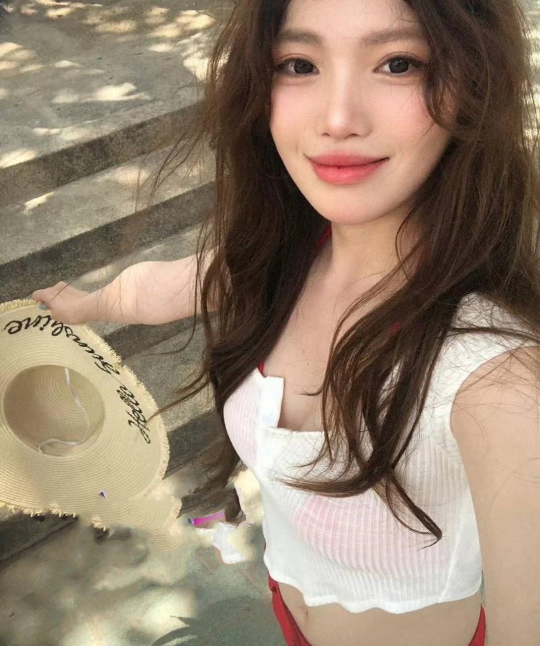 厦门某公司HR 蒋R涵 夹着跳蛋上班逛街 下班就成为领导的专属玩物母狗肉便器