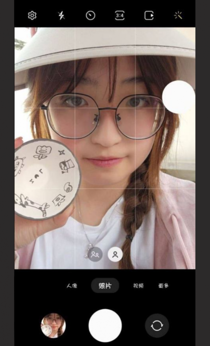 柳州职业技术学院 韦闫N 被学长放学后带去开房3P 级反差，视频被曝