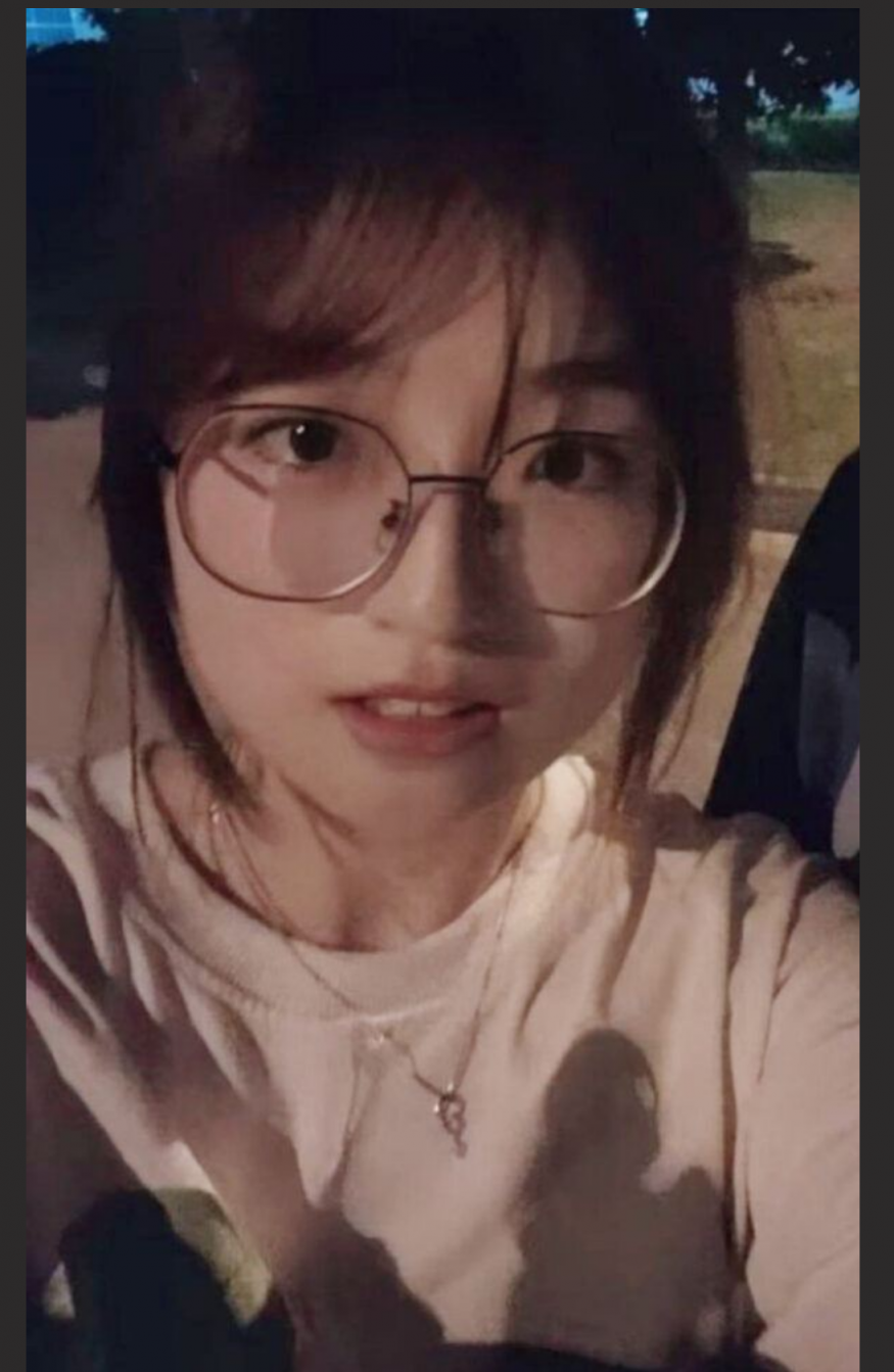 柳州职业技术学院 韦闫N 被学长放学后带去开房3P 级反差，视频被曝