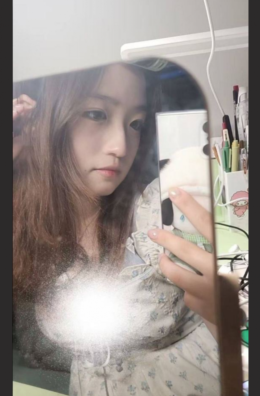 柳州职业技术学院 韦闫N 被学长放学后带去开房3P 级反差，视频被曝