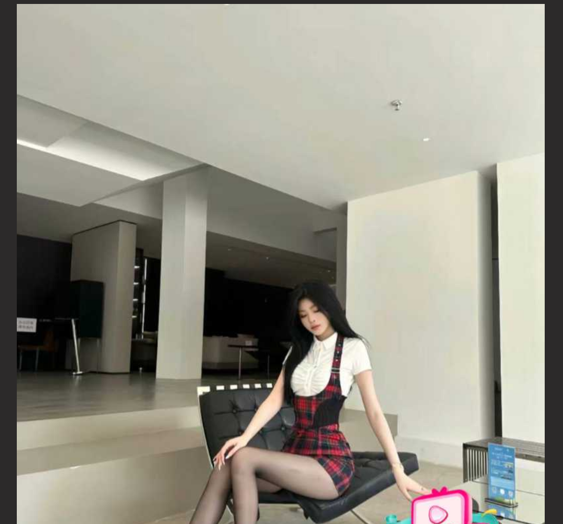 南京艺术学院 李熙雯 下海兼职赚外快1分42秒榨精视频曝光 舔狗们直接哭晕在厕所！