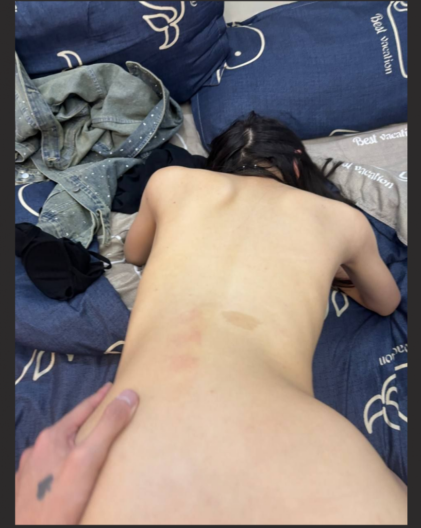 上海祝桥高级中学高三学生周X怡 经常去酒吧 半个月跟十几个男人做