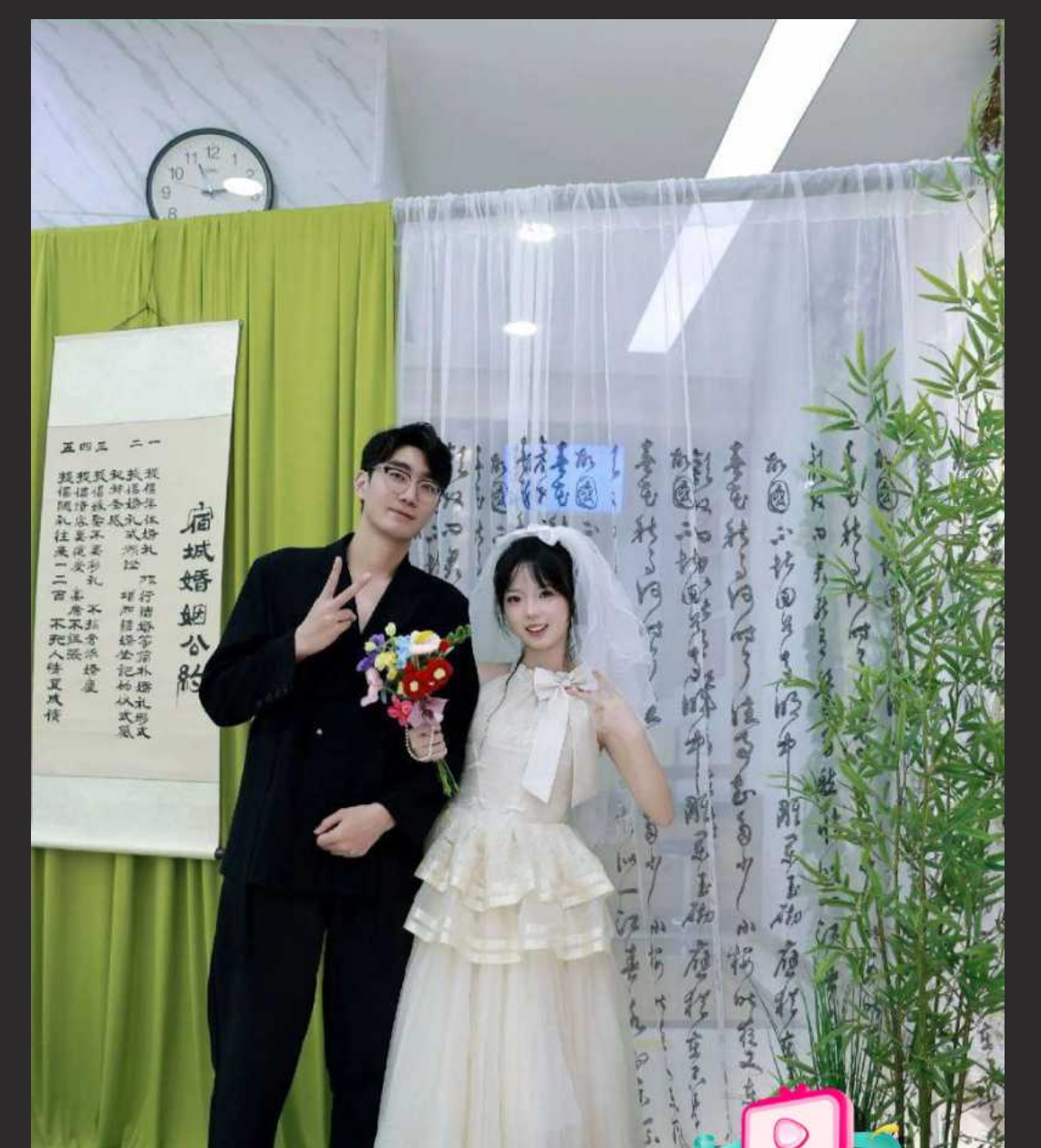 婚前婚房出轨偷情 江苏新娘出轨门事件！结婚前一夜和前男友穿着婚纱交流博被曝光！