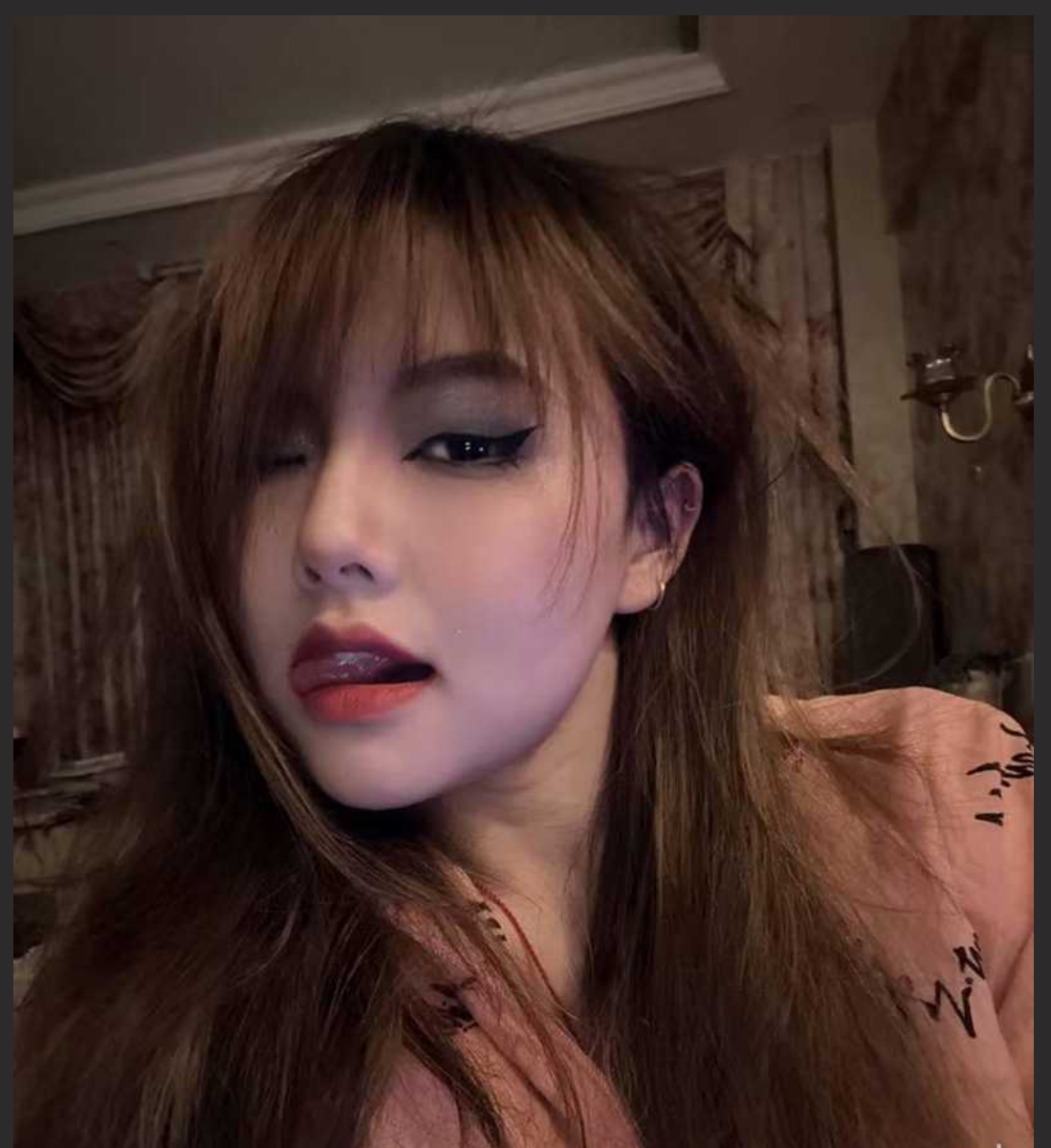 云南财经大学会计学科王馨悦 与男友旅游时与富二代开房 被男友发现曝光 聊天记录与约炮视频！