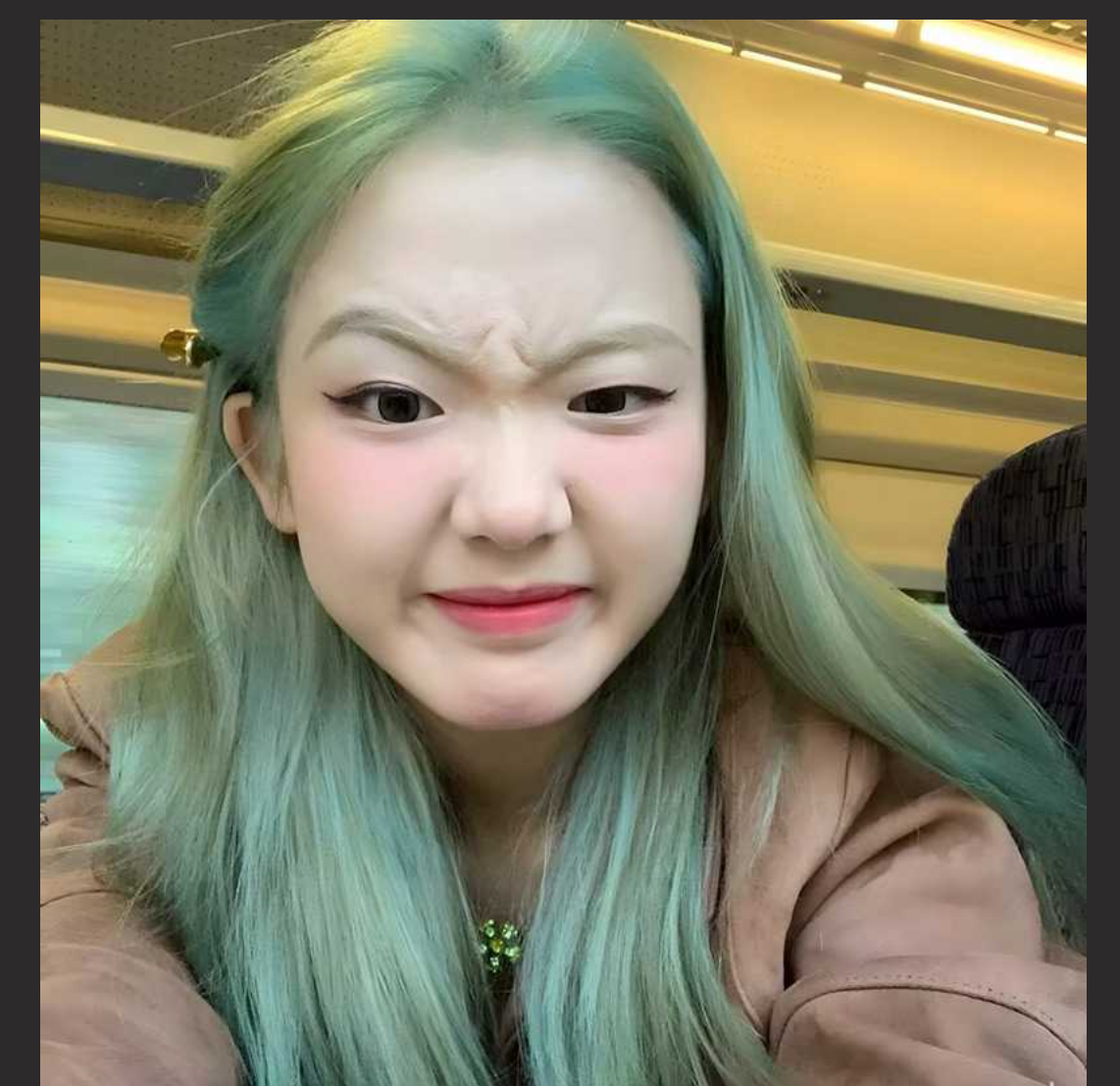 浙江大学外国语学院 学生妹钟钰姣 背着男友千里送逼 脚踏8只船 结果惨遭曝光！