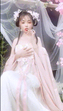 被操这么多次，这次是操得最爽的一次，一边高潮着一边忍不住喷尿，尿冲刷着阴核带来了高潮更加强烈