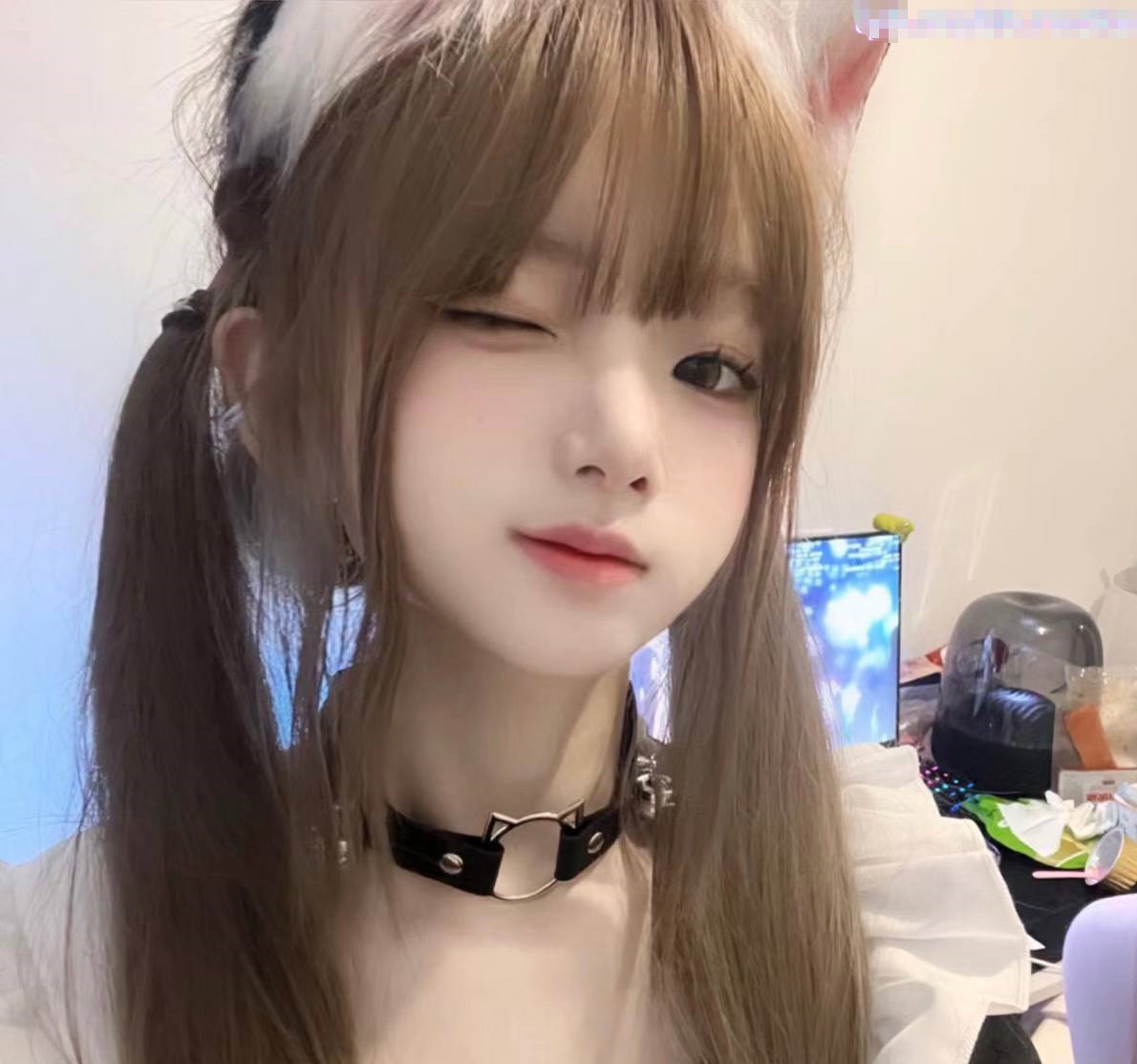 哥哥，你能轻一点嘛？极品萝莉01年小女孩超可爱萌妹鲜嫩白虎 D奶爆乳反差身材 偷食美妙快感禁果