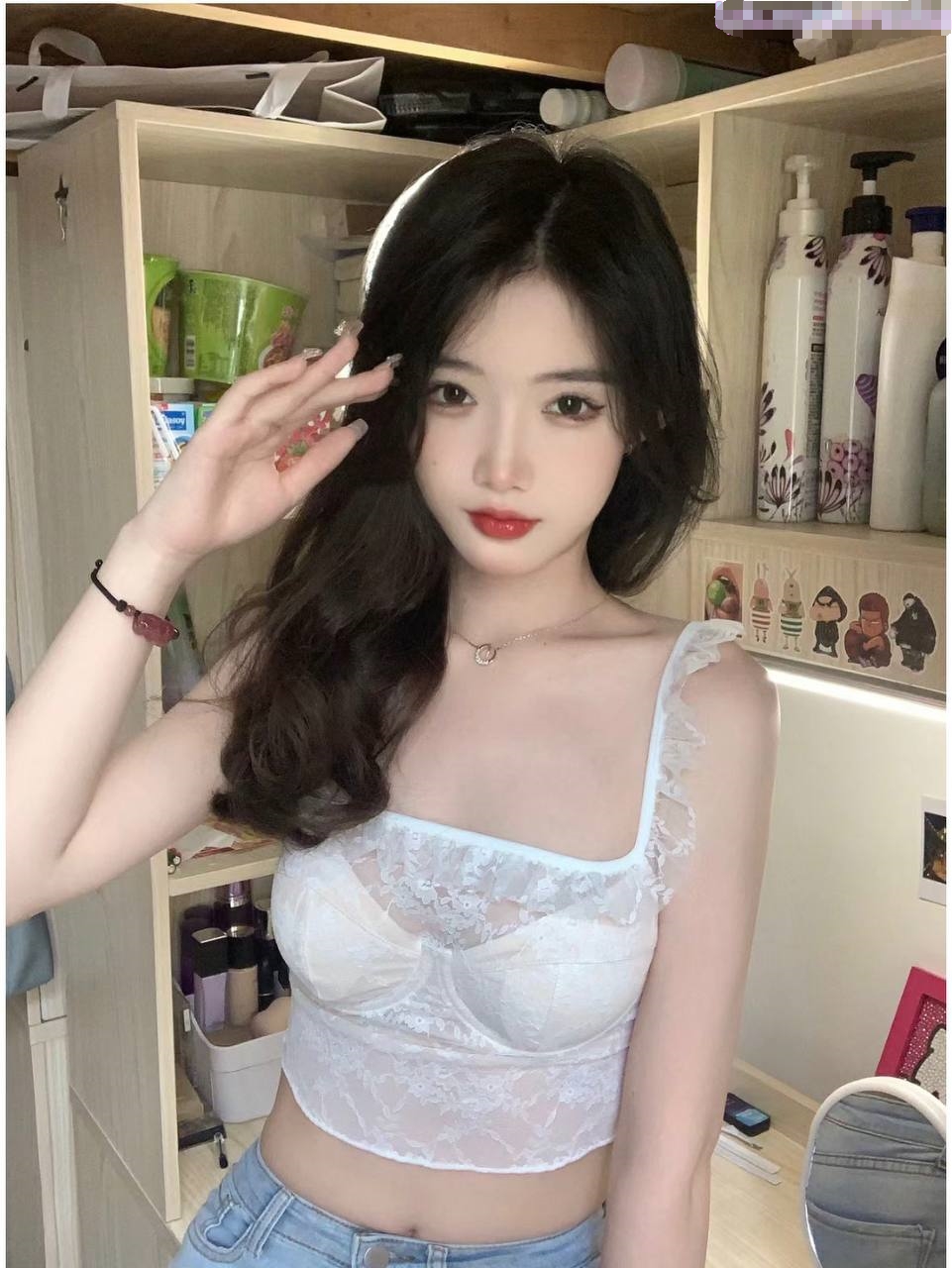 原则上是不行，但是很难对你说不，早上还没睡醒就接到甲方爸爸的电话，叫我过去他房间陪他