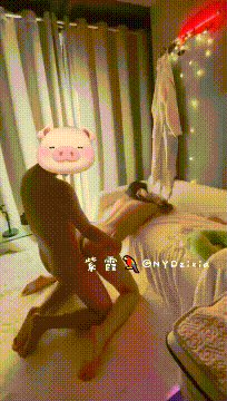 原则上是不行，但是很难对你说不，早上还没睡醒就接到甲方爸爸的电话，叫我过去他房间陪他