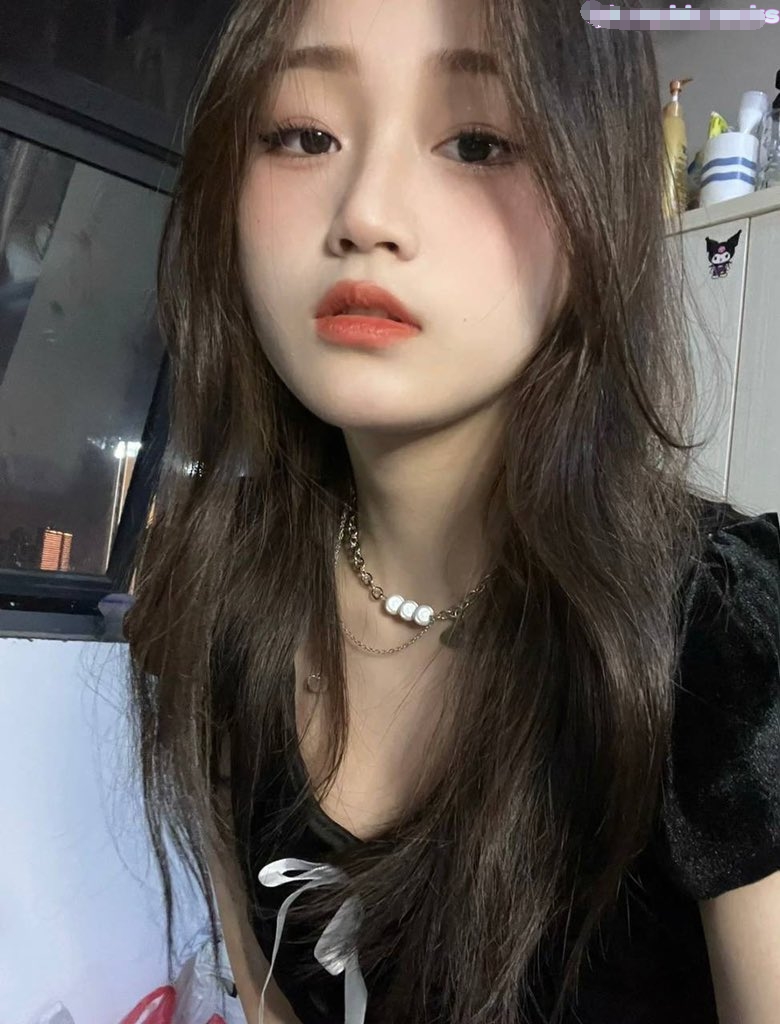 校园学妹被同学大街啪啪 舞蹈生满足哥哥的任何做爱姿势，只想让哥哥可以放心内射进来 小母狗叫床的声音真