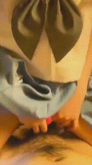 哥哥快来 妹妹让你抓小辫子 哥哥喜欢我这样跟你在一起玩吗？洗手间后入短马尾萝莉 小萝莉操喷水了