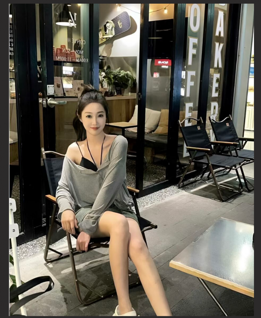 山东师范大学空乘专业女神 孙F娇 被金主爸爸包养 极品校花沦为有钱人的母狗