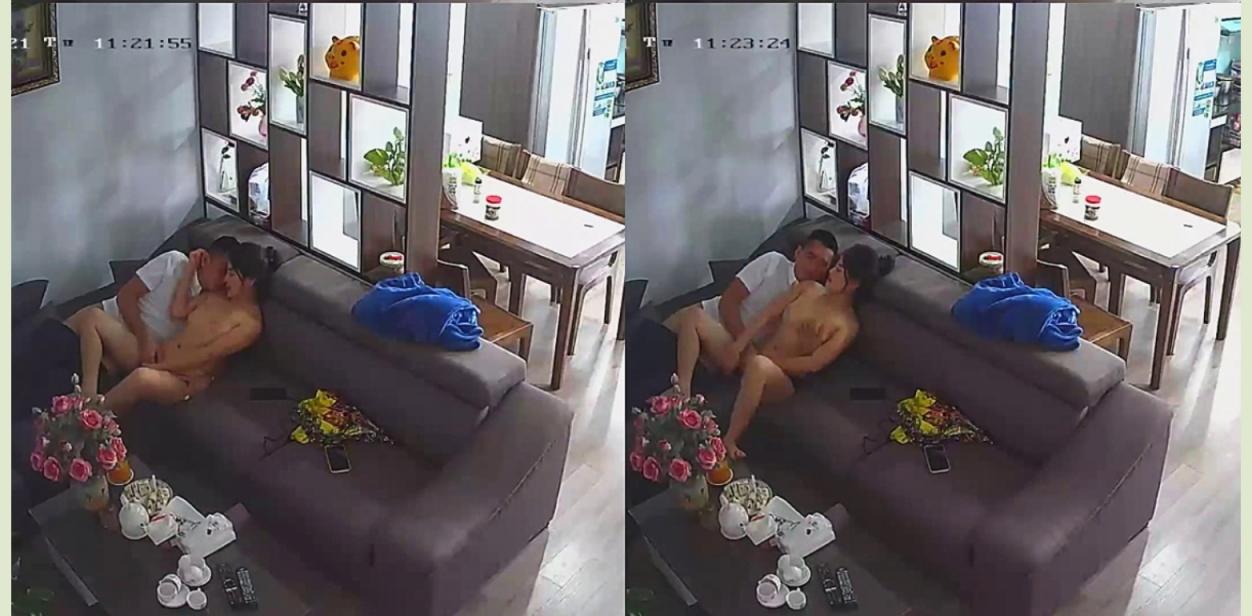 黑客破解家庭网络摄像头偷拍❤️老婆在厨房煮饭过程中被欲火浑身的老公 扒光抱起一顿操