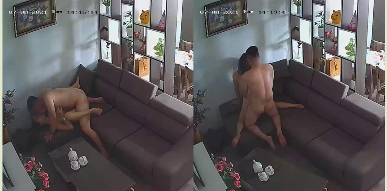 黑客破解家庭网络摄像头偷拍❤️老婆在厨房煮饭过程中被欲火浑身的老公 扒光抱起一顿操