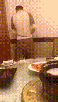 终于把公司高冷女神搞到手 没想到床上这么浪 你眼中的女神其实是一只欠操的母狗而已