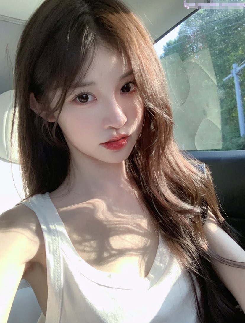 天花板级清纯萝莉女友 绝世美穴名器白虎粉嫩小蝴蝶被大屌哥哥无情摧残 反差感超强 颜值党福利