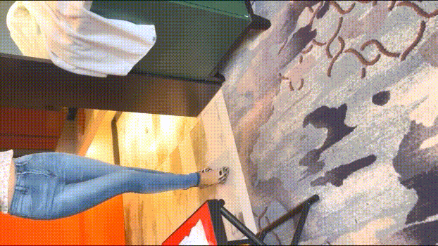 真实偷情，旁边就是电梯，骚逼想叫又不敢叫，人生赢家约炮 白领 人妻 御姐