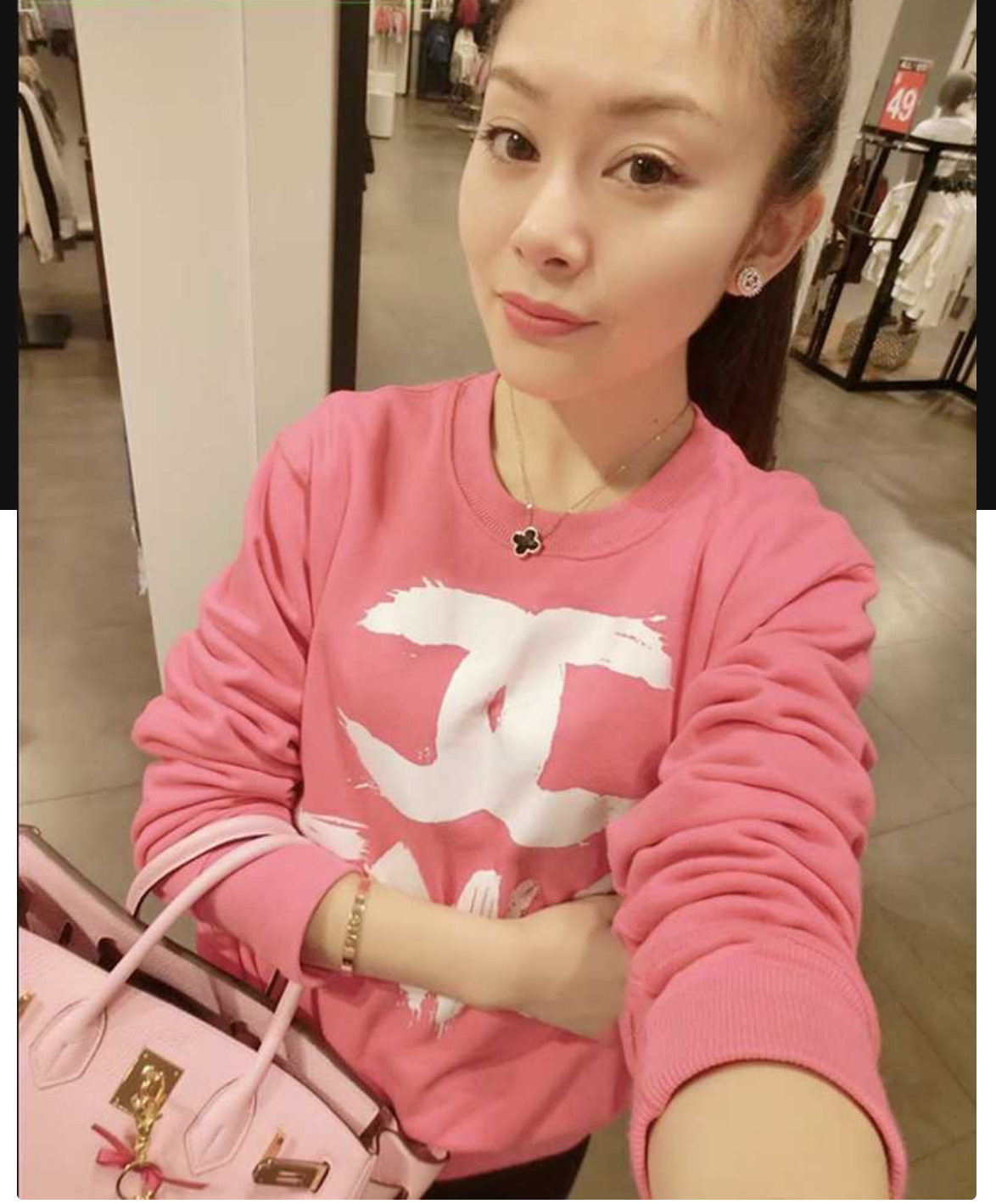 超美绝佳气质 美女少妇，婚后偷情被发现，遭老公怒发冲冠曝光所有 不雅性爱自拍一张不剩全部流出！