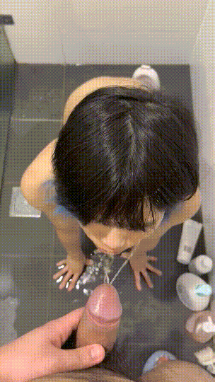 漂亮学生妹私下极度反差是个露出癖性瘾小母狗对主人忠贞不二喝尿野战露出各种刺激玩法