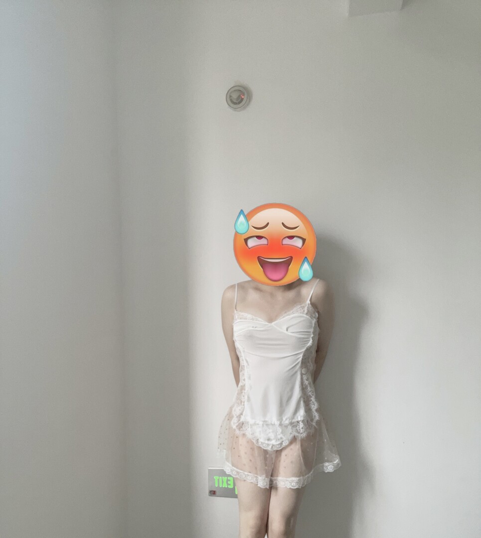 {听了男粉的建议我今天第一次露出了！！}泡芙露出篇，真的是迈出一步了，越玩越会了。