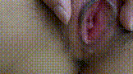 漂亮小女友 要高潮了 要要 有点痛 小情侣在家爱爱 妹子有点害羞不停想盖被子 操操舔舔 被无套输出