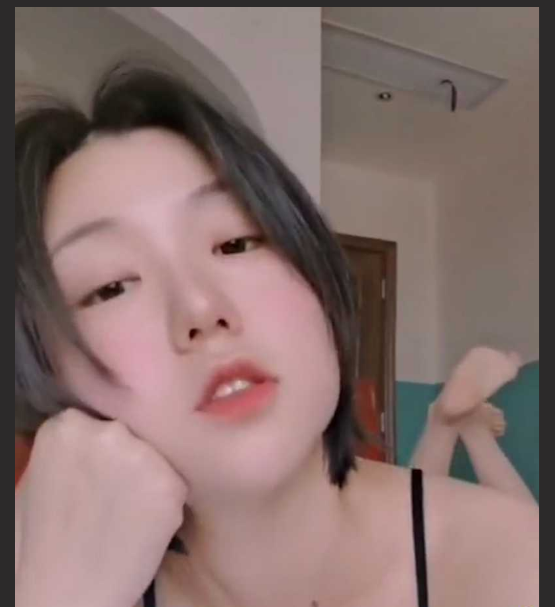 华东师范大学大三清纯学姐 调教自慰骚拍被曝光 人前清纯学妹人后竟是金主调教的淫荡母狗