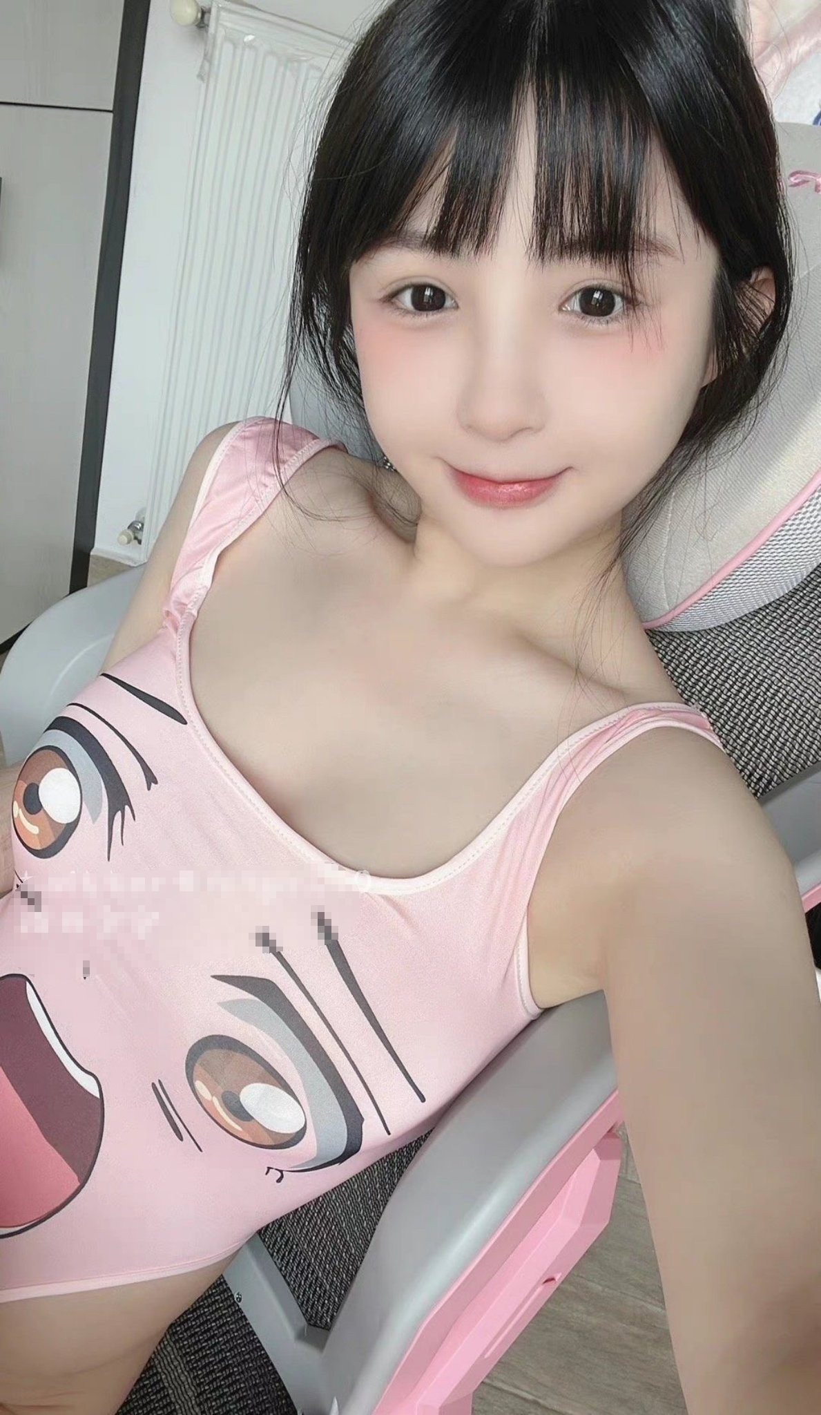 纯洁的诱惑 带上眼罩绑住手脚 心里莫名的紧张兴奋 超级喜欢被哥哥深深插入的感觉