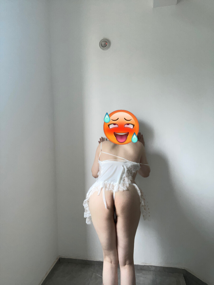 {听了男粉的建议我今天第一次露出了！！}泡芙露出篇，真的是迈出一步了，越玩越会了。