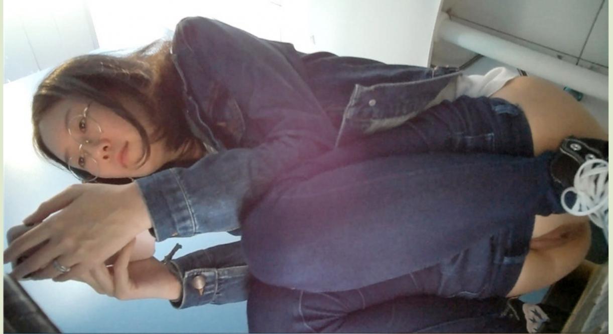 科技楼女厕偷拍多位美女同事的美鲍鱼❤️还有两位黑丝大长腿