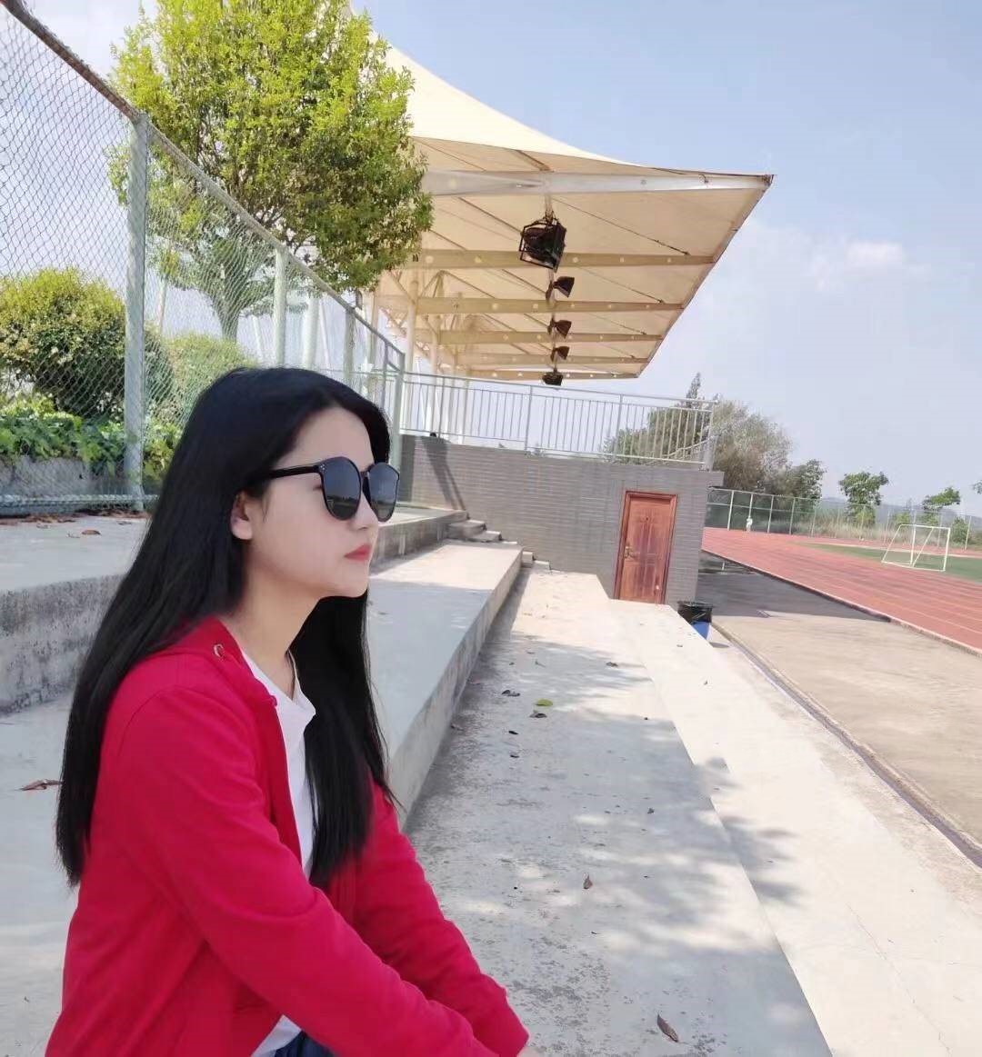 贵州 铜仁学院 大四学姐 杨依云 骚母狗爱勾引男人