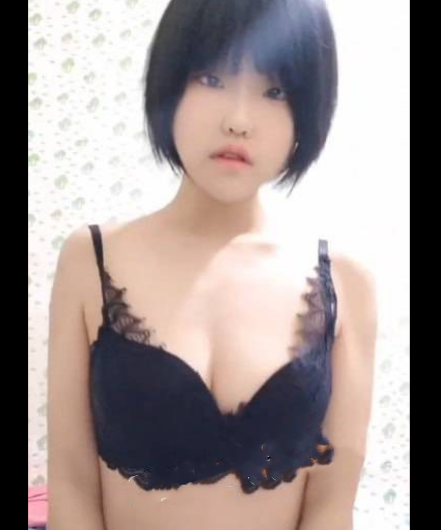 蓝菲菲吖 长春中医药大学18岁大一粉嫩妹子被两千元开发 全裸掰穴扣出白浆