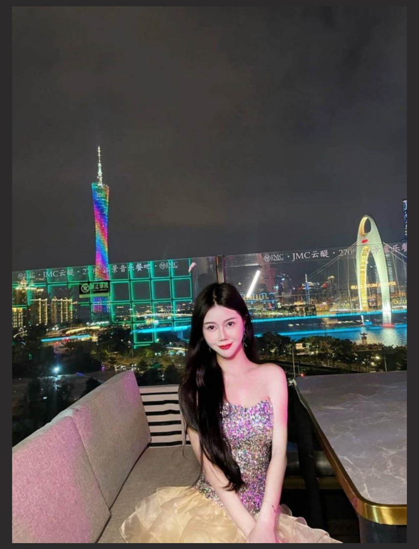 带妹子看陈奕迅演唱会 当晚就去酒店啪啪了 小穴很嫩 一看就是还没有完全被开发