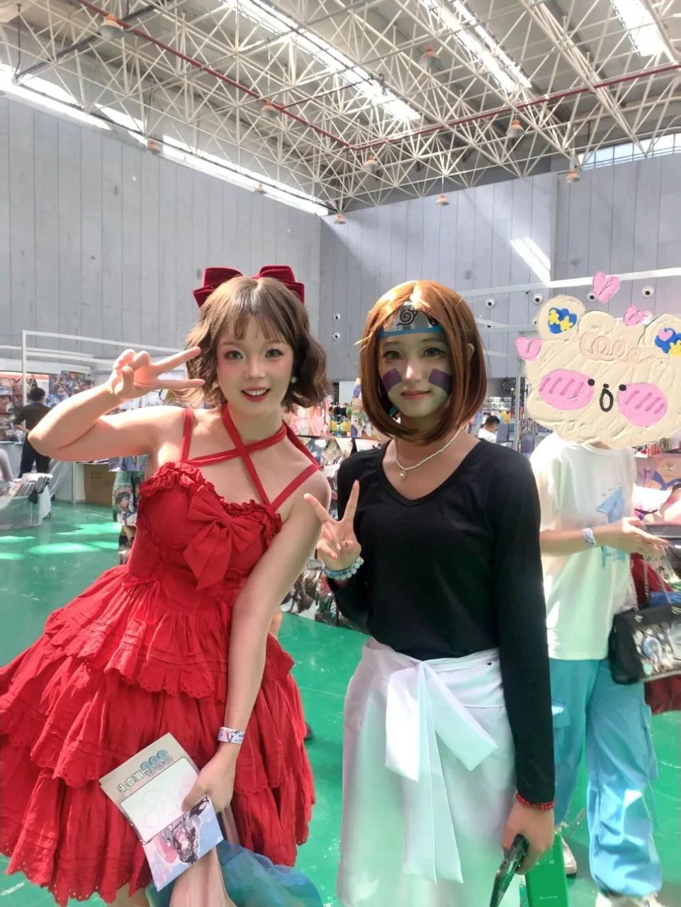 江苏新娘出轨门 刚刚新婚就出轨了 结婚前一夜还和炮友穿着婚纱交流