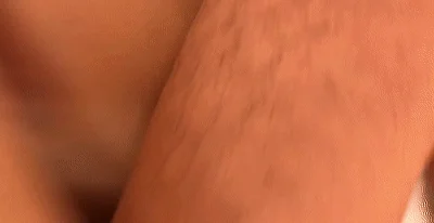 ✨极品少妇✨高颜值轻熟女少妇,被大屌艹得爽翻天挣扎淫叫不停,近距离观察射精瞬间,特刺激!