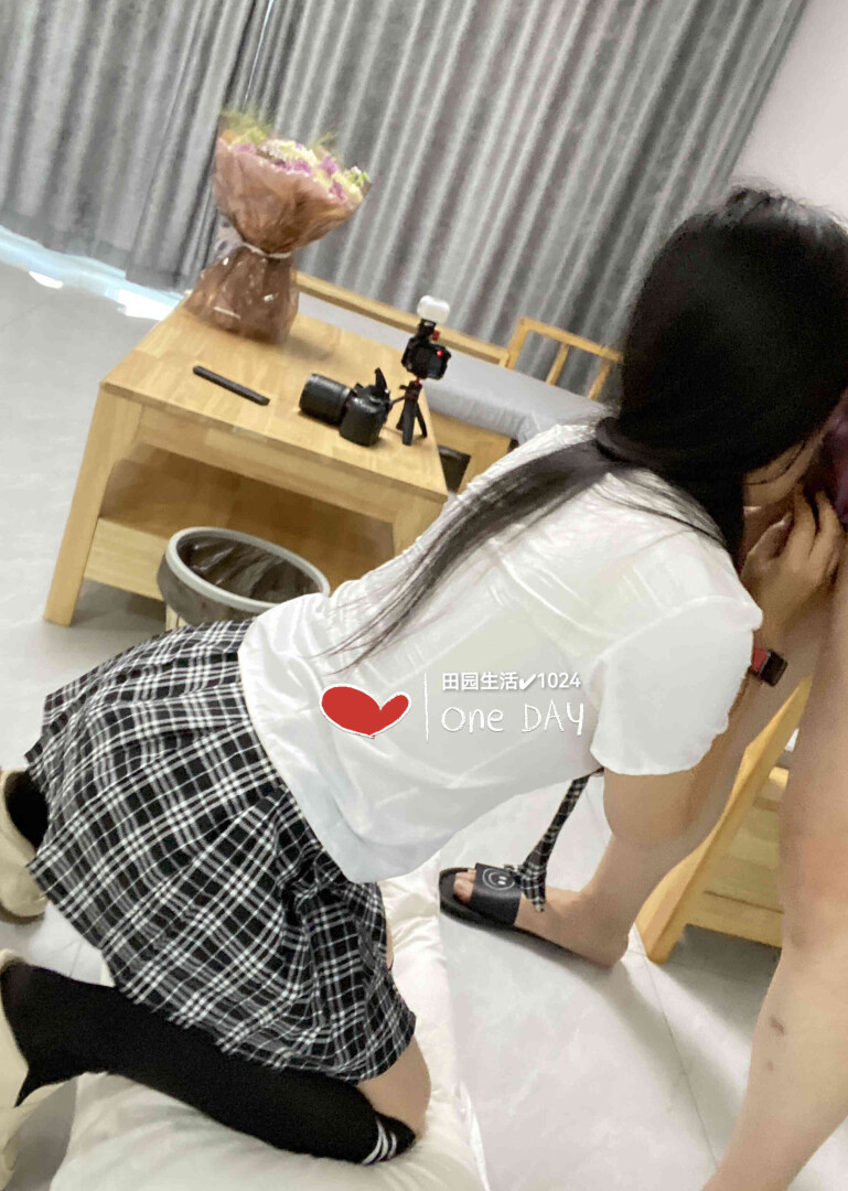 本来是想让你叫我大叔的,可你却喜欢叫我爸爸