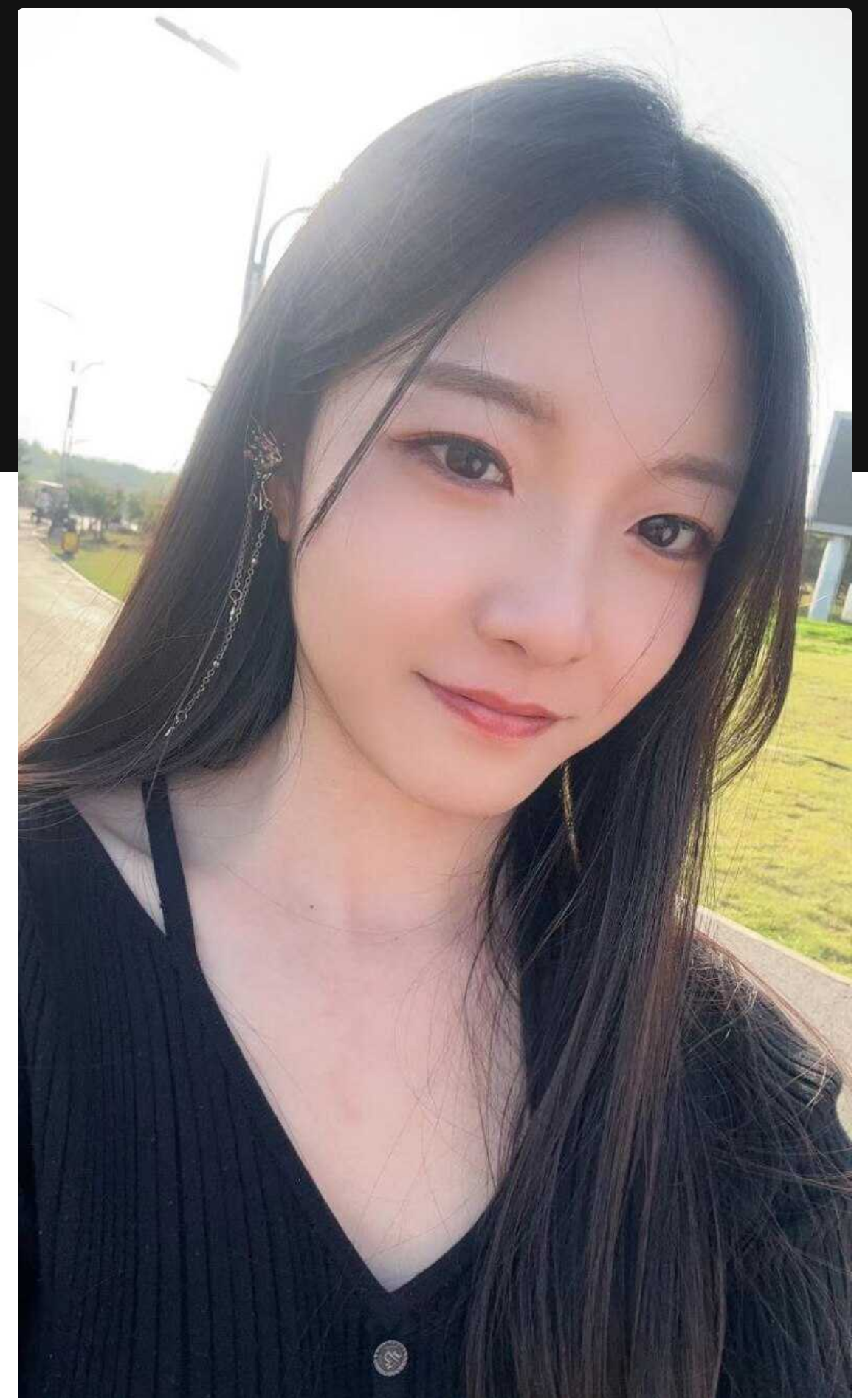 河北地质大学研究生范勃然 高颜值反差学生妹 近距离自慰掰穴 表面清纯背地里也是个骚浪蹄子