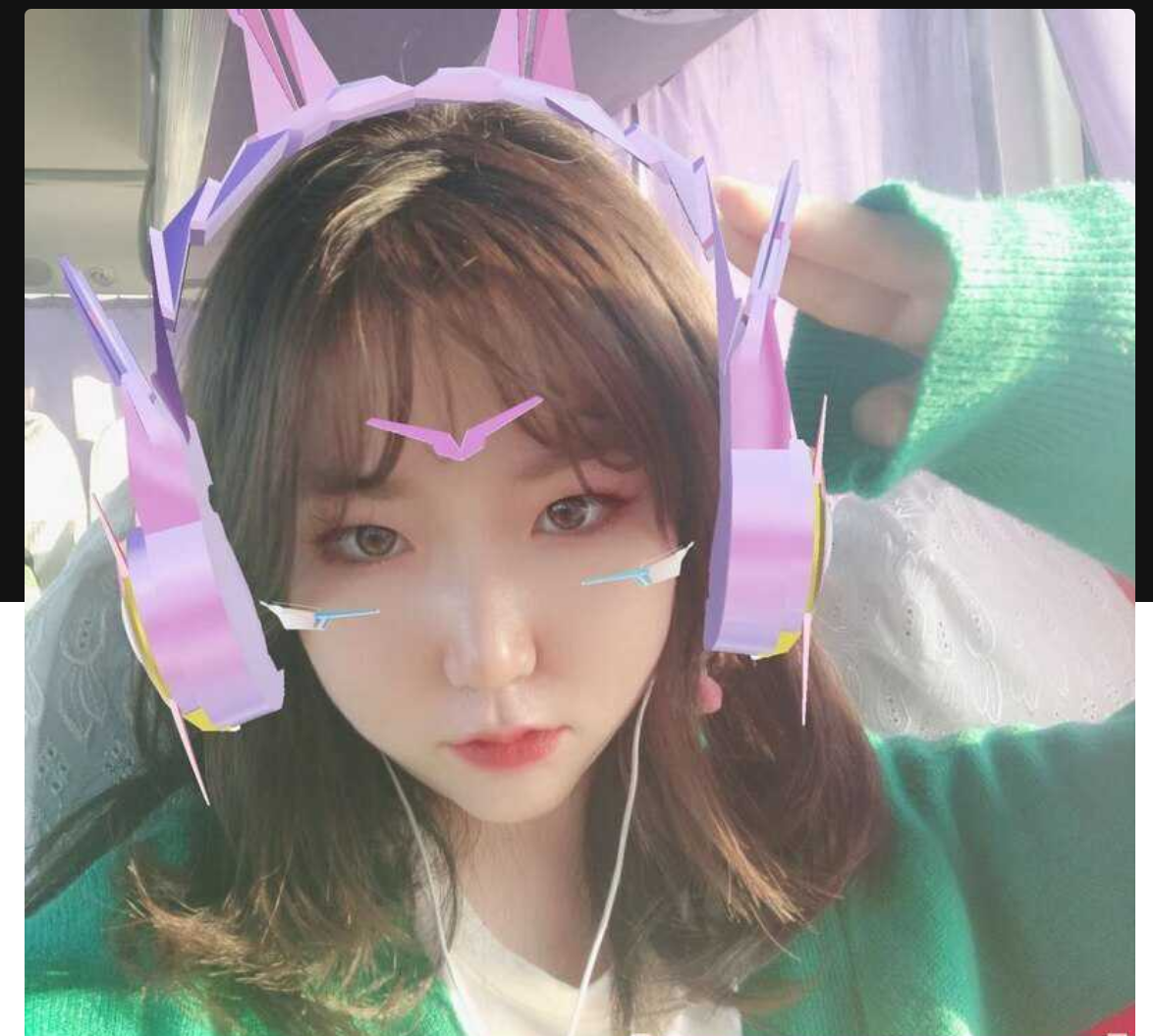 福建厦门大学丰满大奶学生妹何玥桐 网恋给男友裸照，裸聊视频遭渣男曝光，文艺范反差婊发育的真不错