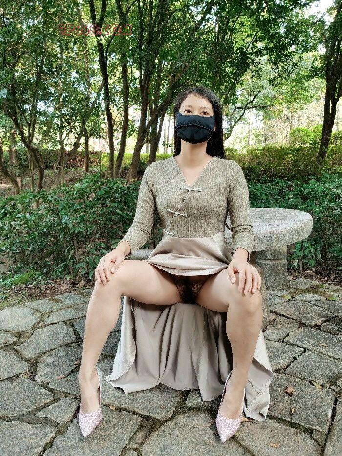 户外露出，场景也比较单一，更没有什么野战发生