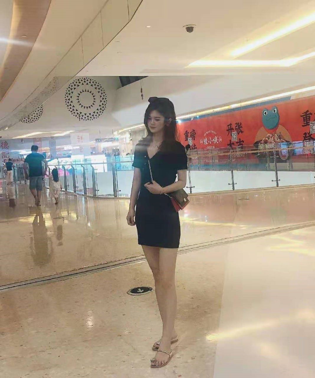 广东省河源 「胡Y梅」 富婆姐姐爱上我 陪富婆姐姐一晚一万块 性爱视频意外流出