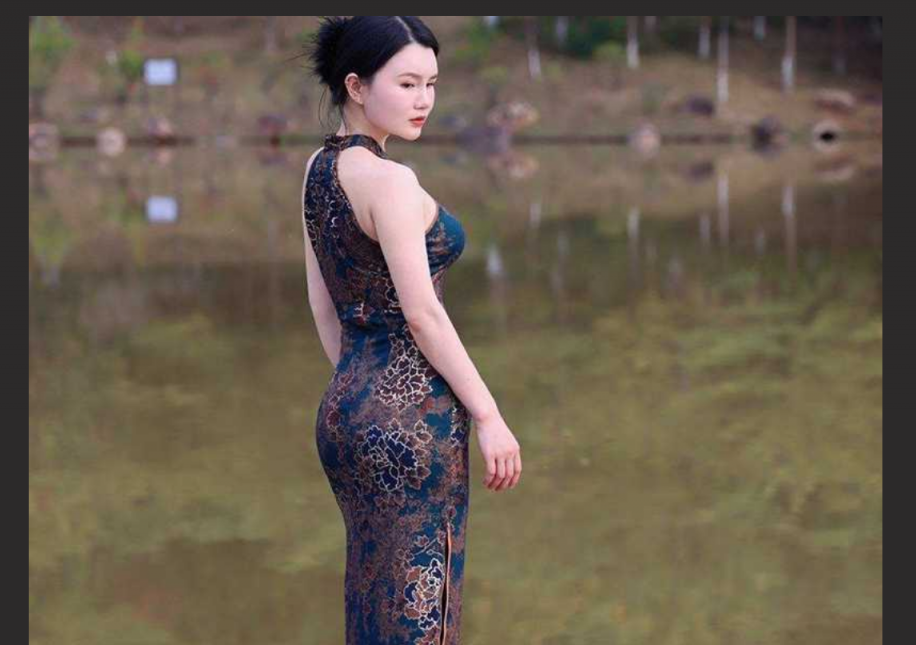 广东河源骚婊郑建丹 非常骚的极品人妻 背着老公经常出来约 口活非常棒 深喉口交69无所不能！