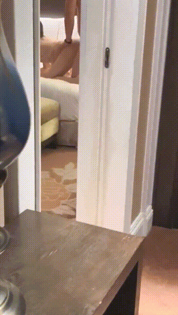 高挑身材反差人妻⚡遇到穿黑丝会一字马的人妻就好好珍惜吧，每次出来做爱都要为你准备丝袜和高跟鞋